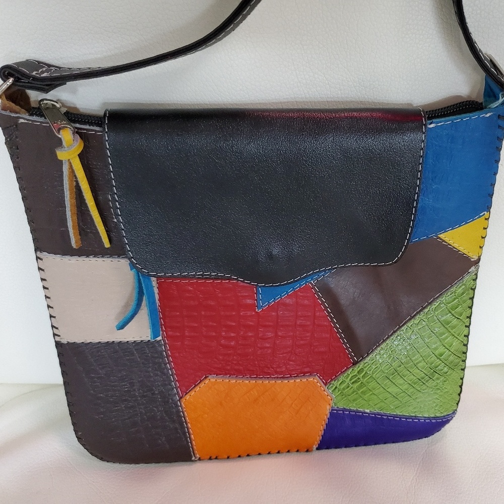 Leather purse. Cross body, hands free bags.